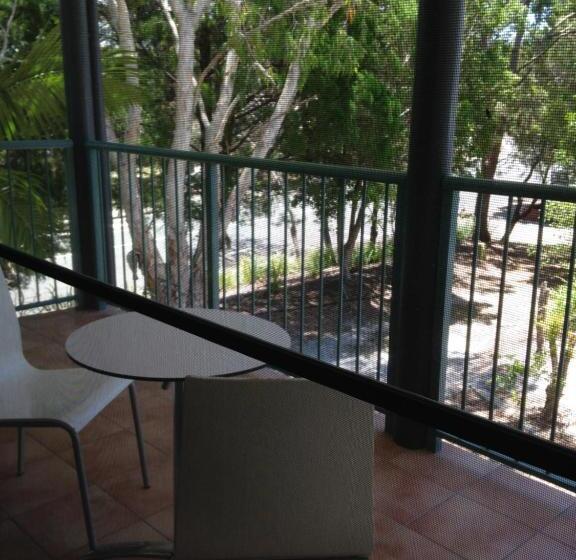 Апартаменты Deluxe 1 Спальня, Chez Noosa Resort Motel