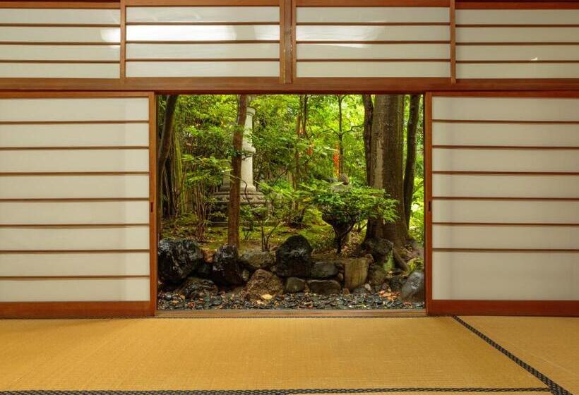 Семейный Номер Совместный Санузел, Gion Ryokan Qbeh