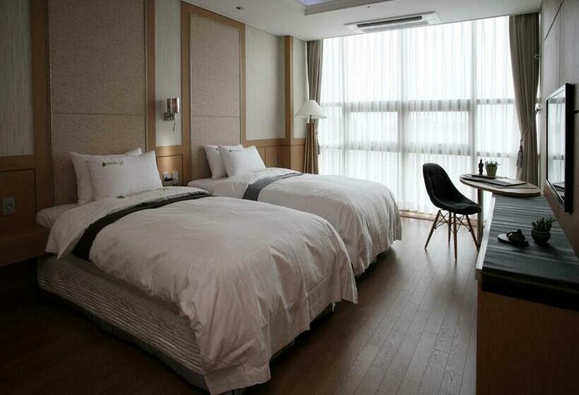 اتاق سوپریور با چشم‌انداز دریا, Benikea Hotel Yeosu