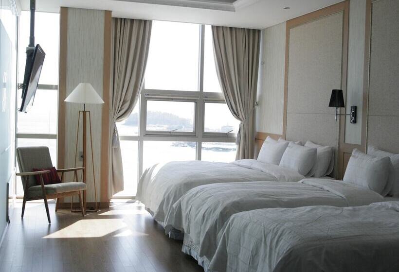Premium Family Room, Benikea Hotel Yeosu