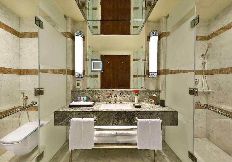 سوئیت پریمیوم, Conrad Jabal Omar Makkah