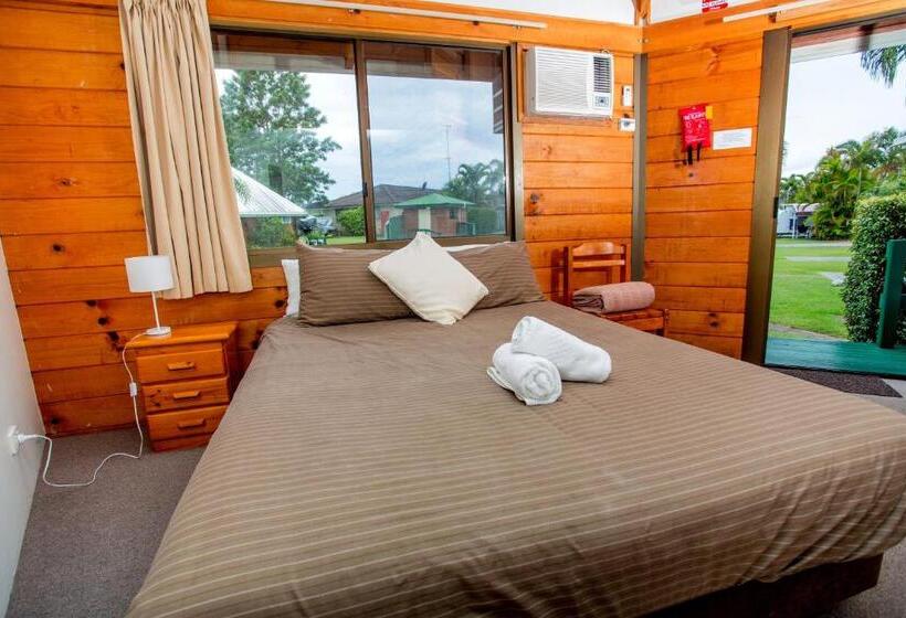 스탠다드 스튜디오, Ingenia Holidays Kingscliff