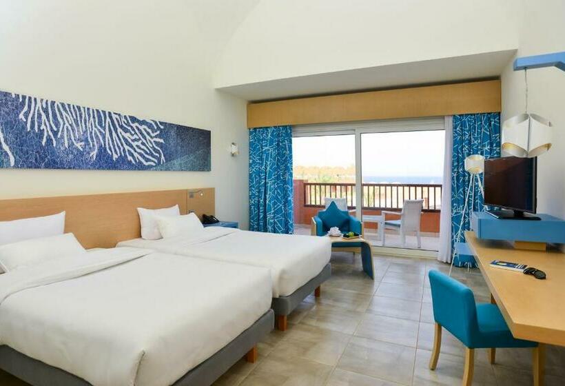 اتاق استاندارد با چشم‌انداز دریا, Novotel Marsa Alam Beach Resort