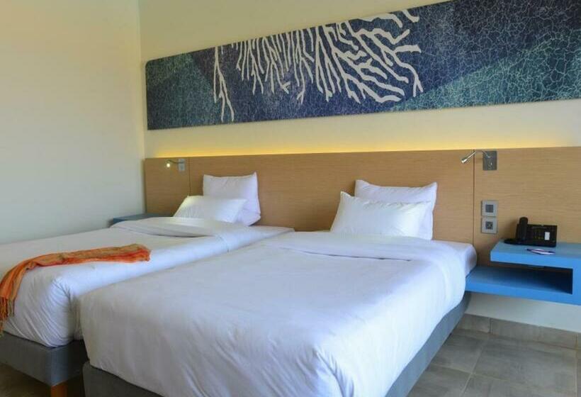 اتاق استاندارد با چشم‌انداز دریا, Novotel Marsa Alam Beach Resort