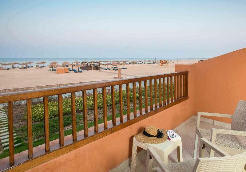 Deluxe Suite Sea View, Novotel Marsa Alam Beach Resort