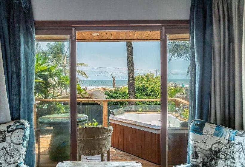 Habitación Premium Vista al Mar., The Baga Beach Resort