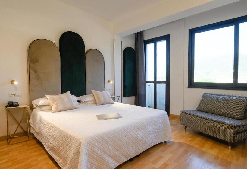 اتاق راحتی, Art Hotel Milano