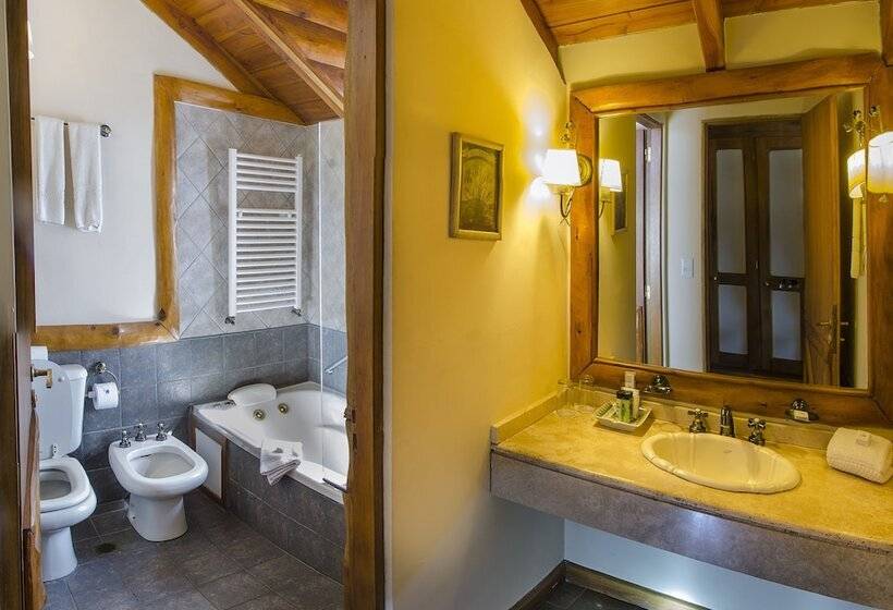 جناح عائلي, Nido Del Condor Hotel & Spa