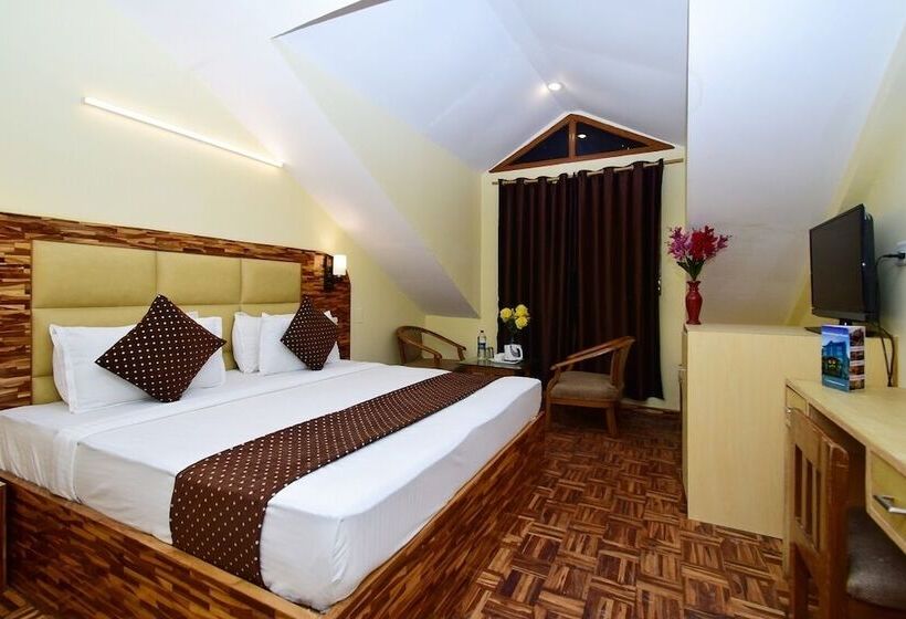 Номер Deluxe, Kalinga Grand Manali