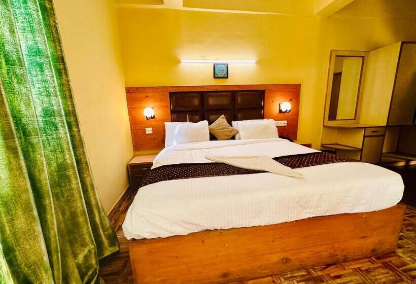 اتاق اکونومی, Kalinga Grand Manali