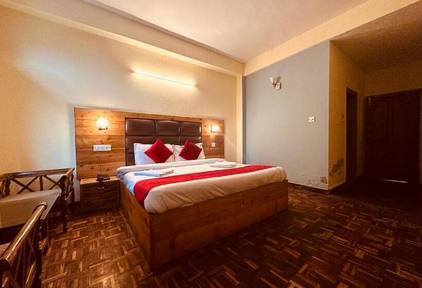 Номер Deluxe, Kalinga Grand Manali