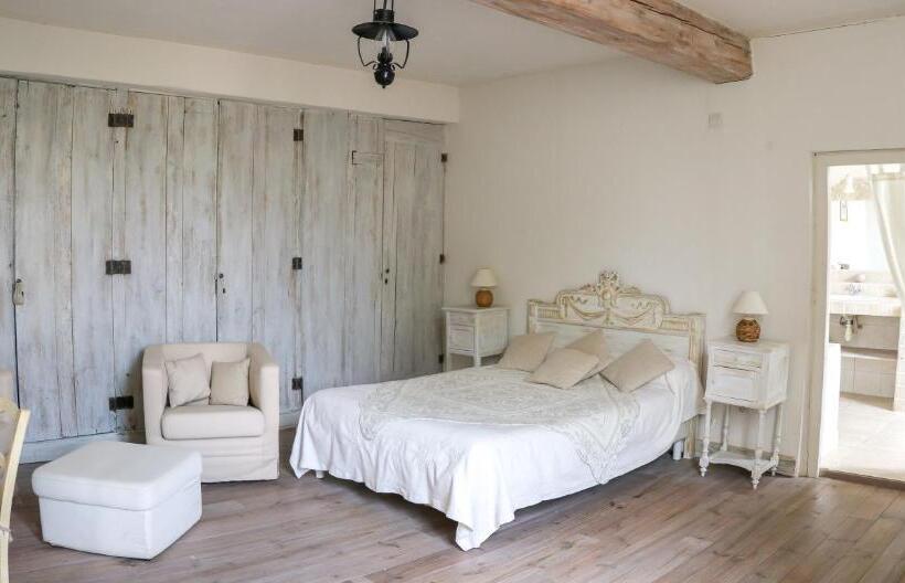 Номер Комфорт, Domaine De Marlas   Chambres D Hôtes