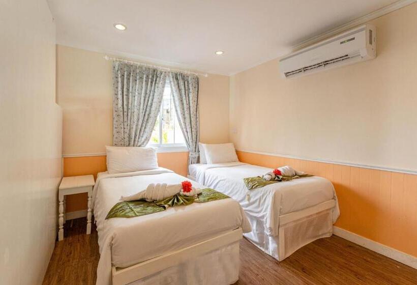 Deluxe Suite Sea View, Pattaya Paradise Beach Resort