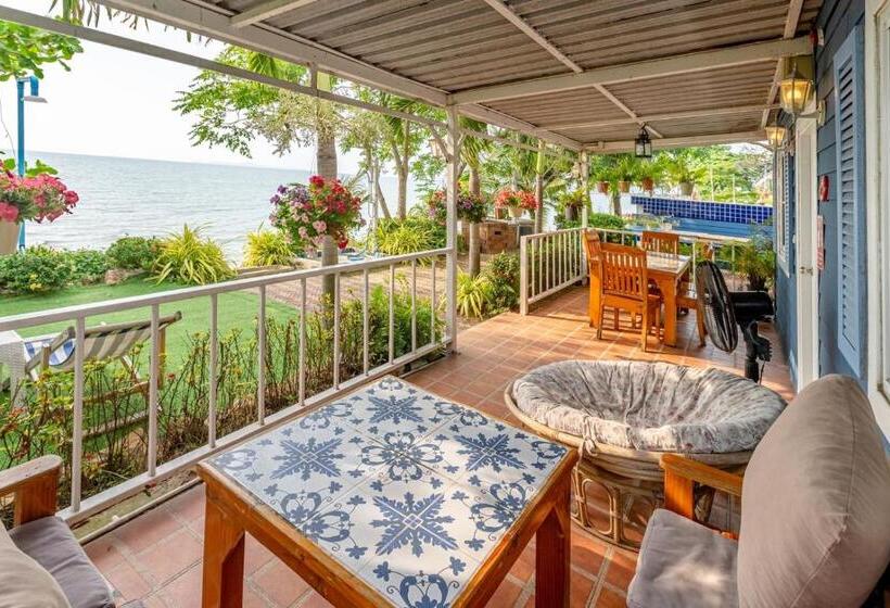 Deluxe Suite Sea View, Pattaya Paradise Beach Resort