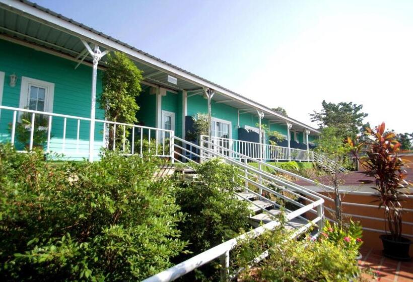 اتاق لوکس با چشم‌انداز دریا, Pattaya Paradise Beach Resort