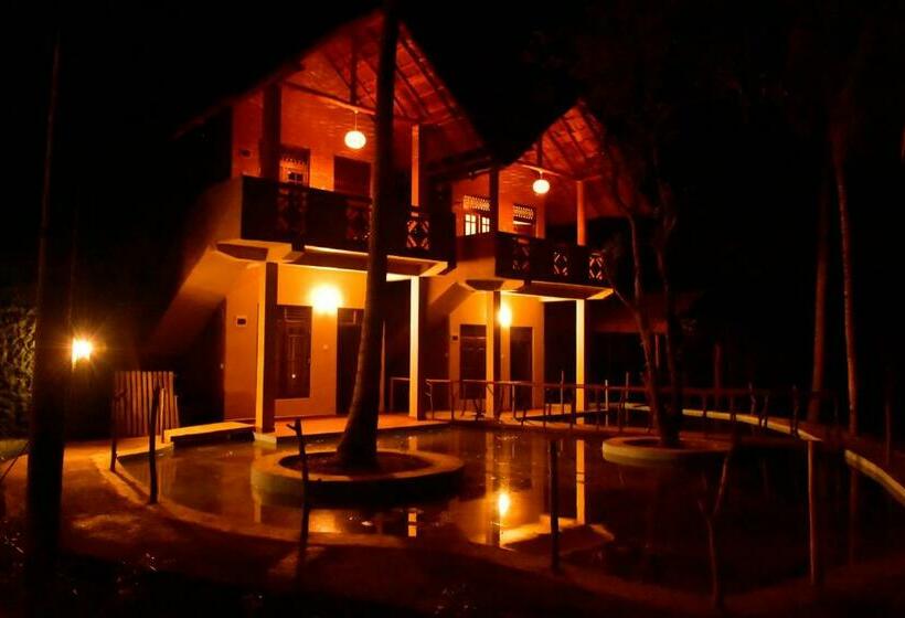 اتاق لوکس, Pelican Lake