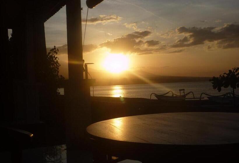 Номер Deluxe Вид на Море, Tambun Sari Beach Homestay