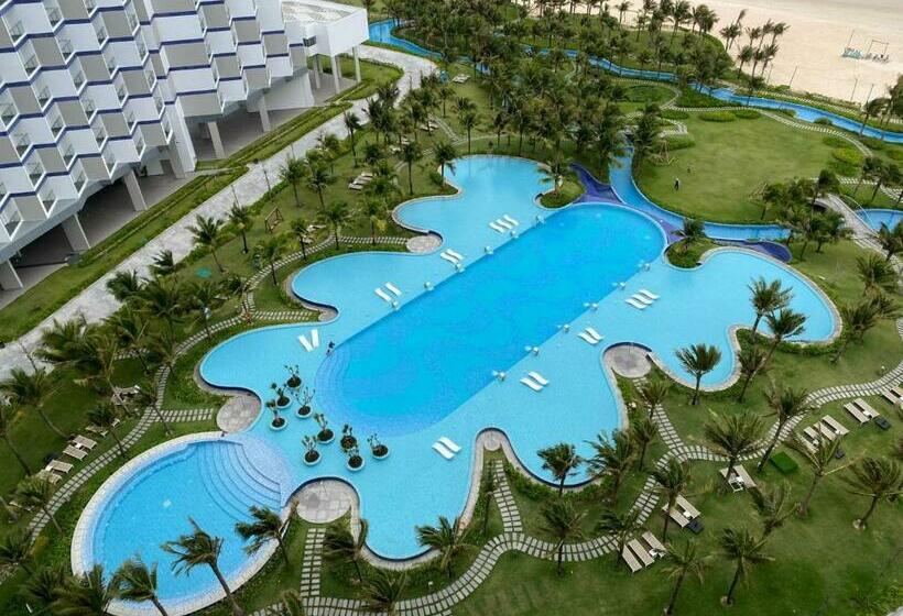 اتاق لوکس با چشم‌انداز دریا, The Sea View Cam Ranh Beach Resort