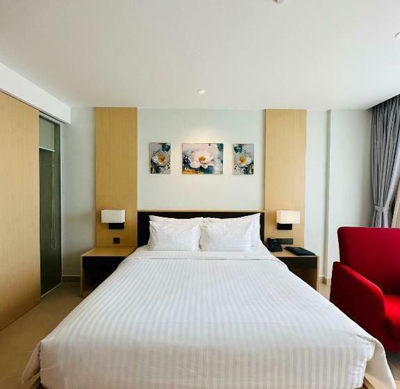 اتاق لوکس با چشم‌انداز دریا, The Sea View Cam Ranh Beach Resort