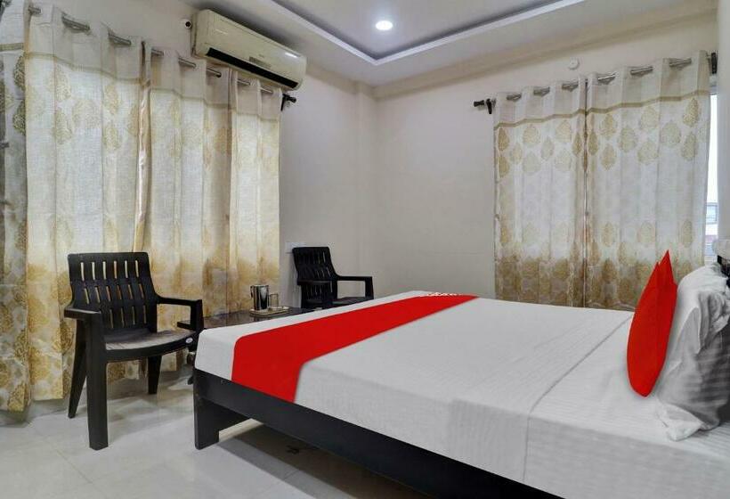 غرفة كلاسيكية ثلاثية, Shri Ganesh Residency