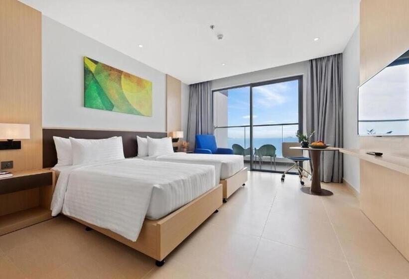 اتاق لوکس با چشم‌انداز دریا, The Sea View Cam Ranh Beach Resort