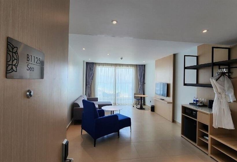 اتاق لوکس با چشم‌انداز دریا, The Sea View Cam Ranh Beach Resort
