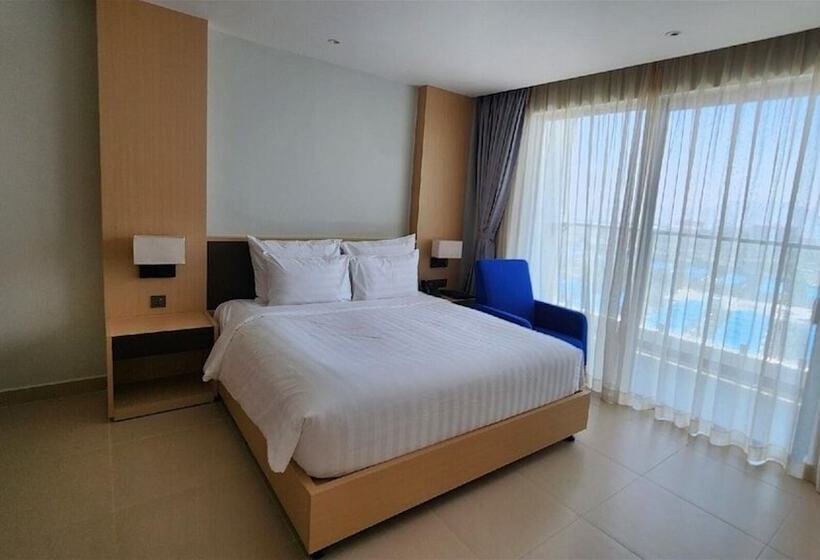 اتاق لوکس با چشم‌انداز دریا, The Sea View Cam Ranh Beach Resort
