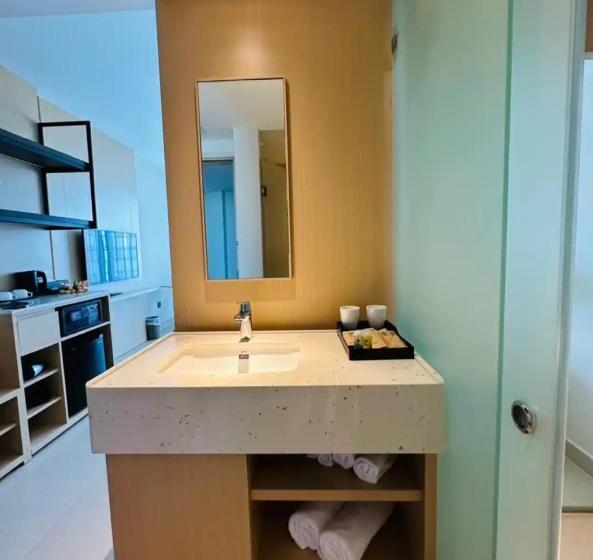 اتاق لوکس, The Sea View Cam Ranh Beach Resort