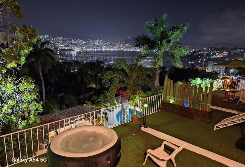 اتاق لوکس با چشم‌انداز دریا, Casa Breizh