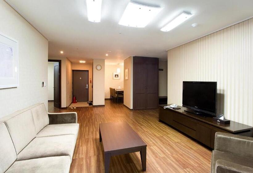Люкс, Jeongseon Mayhills Resort