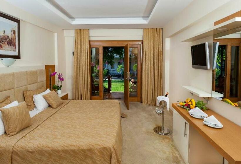 Номер Стандарт с Балконом, Club Hotel Belpınar Beldibi Kemer
