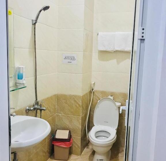 اتاق خانوادگی با چشم‌انداز دریا, Dana Beach Motel