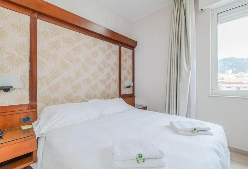 اتاق استاندارد, Hotiday Hotel Alassio