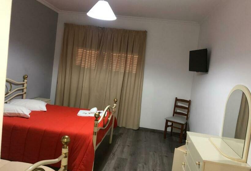 Номер Стандарт, Restaurante Residencial Pizzaria S. Estevão