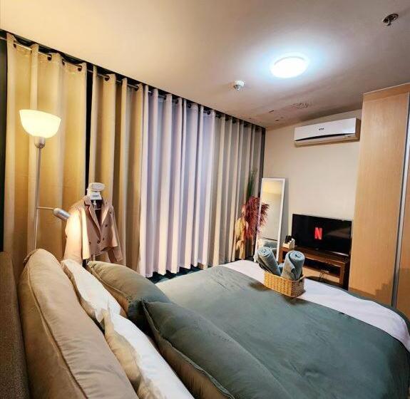 شقة غرفة واحدة, Modern Comforts 1br Urban Getaway In Bgc