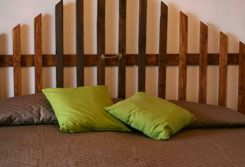 Трехместный Номер Стандарт с Видом, Agriturismo Pian Del Pruno