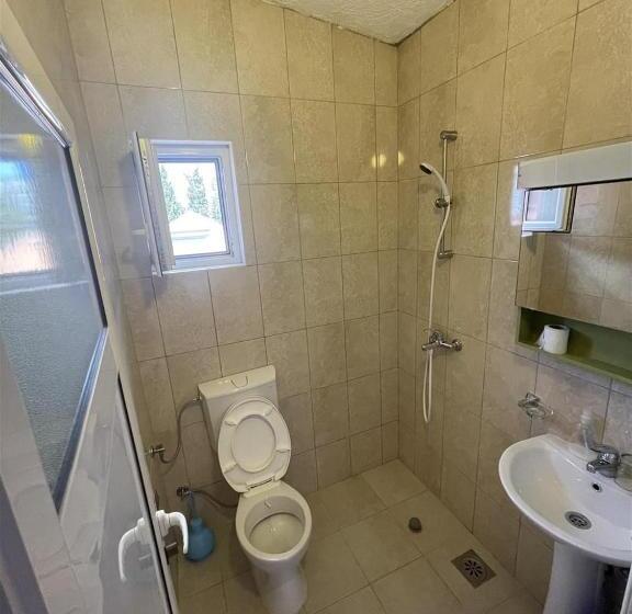 اتاق خانوادگی, Apartments Zeneva