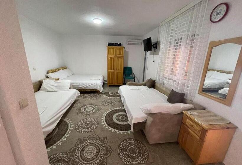 اتاق استاندارد چهار تخته, Apartments Zeneva