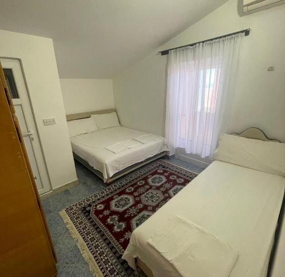 اتاق استاندارد سه نفره, Apartments Zeneva