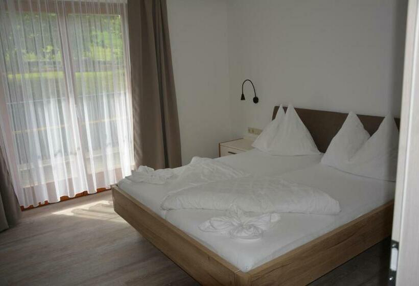 Апартаменты 1 Спальня с Балконом, Wohlfühl Hotel Wiesenhof