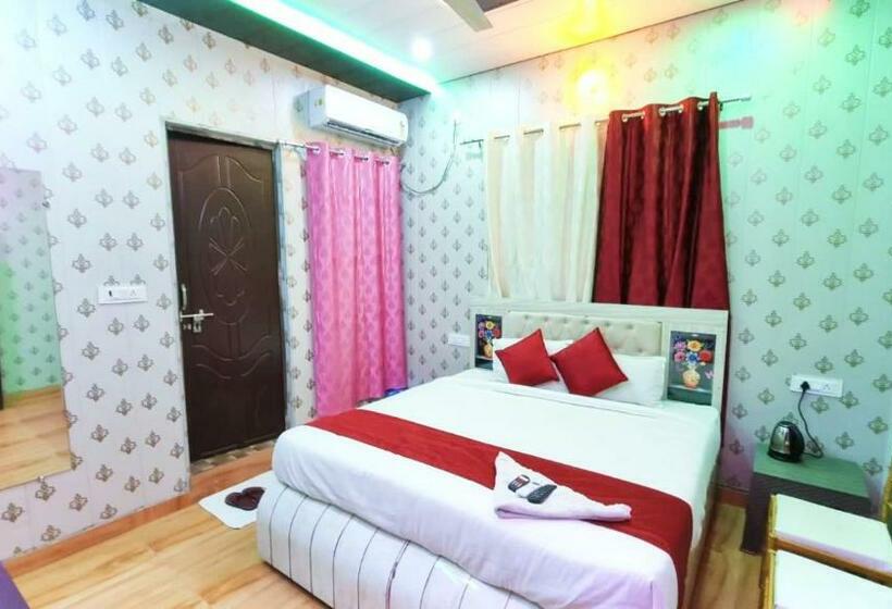 Номер Deluxe, O Krishna Manu Palace