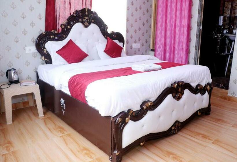 Номер Deluxe, O Krishna Manu Palace