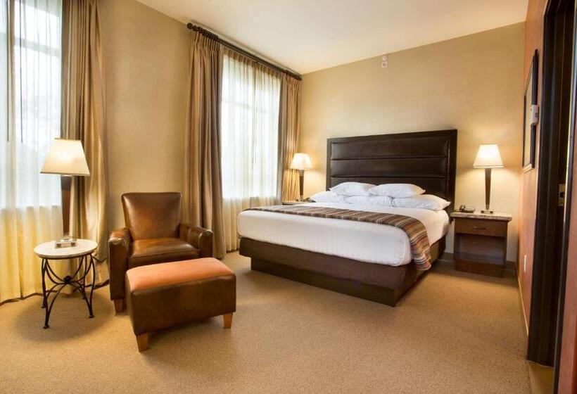 Номер Superior, Drury Plaza Hotel In Santa Fe