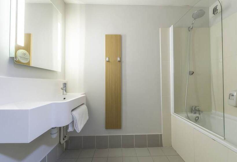 Номер Стандарт, B&b Hotel Orange