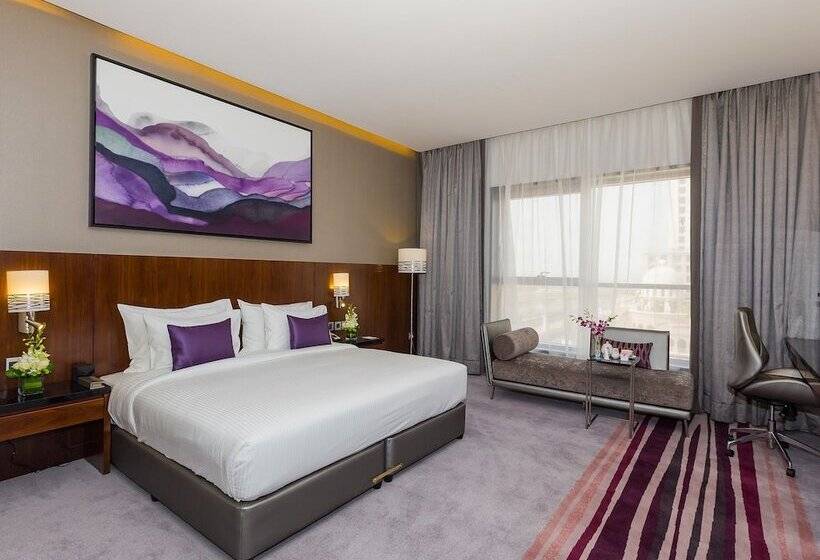 Люкс Deluxe 2 Спальни, Flora Al Barsha Hotel At The Mall