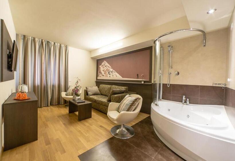 سوییت, Hb Aosta Hotel & Balcony Spa