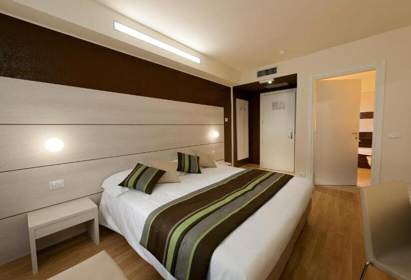 اتاق سوپریور سه تخته, Hb Aosta Hotel & Balcony Spa