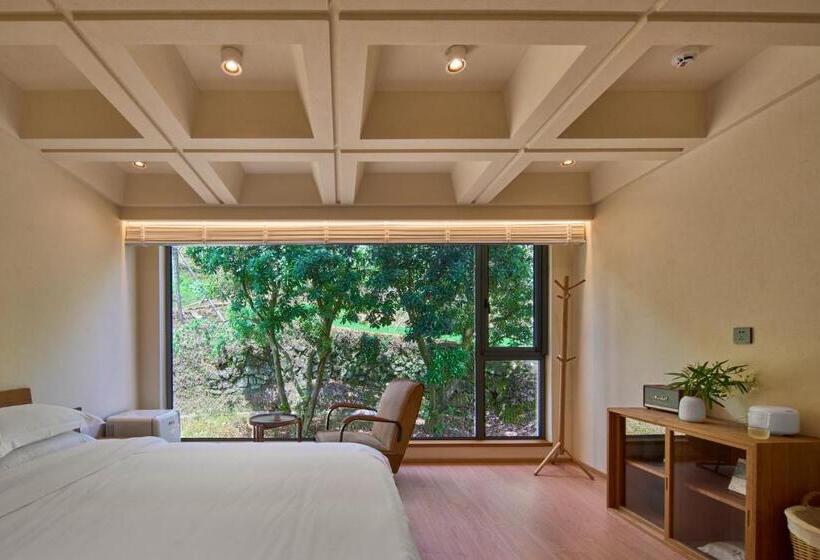 اتاق استاندارد با چشم‌انداز کوهستان, Mountain And Autumn Homestay