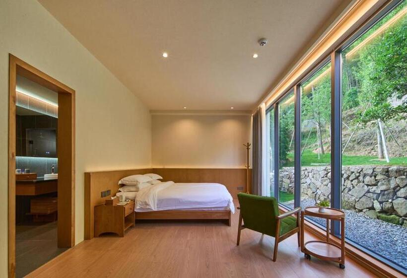 اتاق سوپریور با چشم‌انداز, Mountain And Autumn Homestay