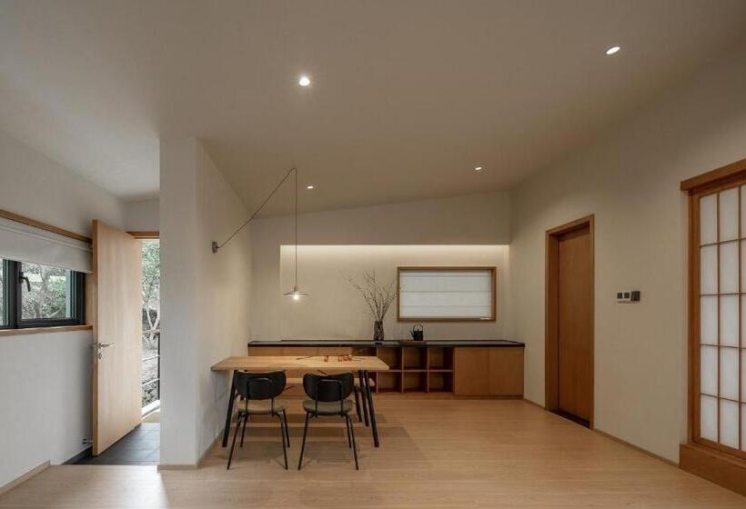 Suite with Terrace, Mountain And Autumn Homestay